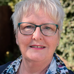 Lesley Marrett
